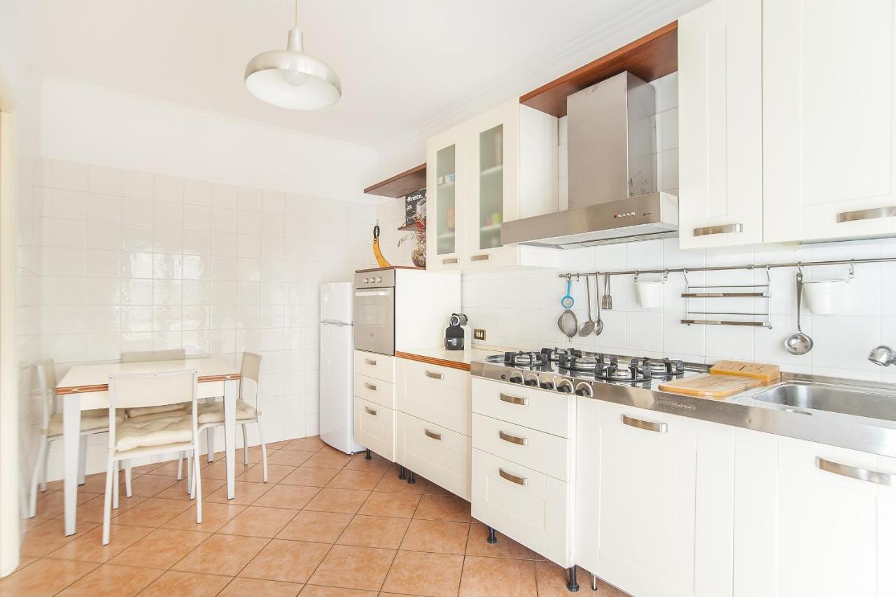 Eur Luminous And Large Family Terrace Apartment Rom Eksteriør billede