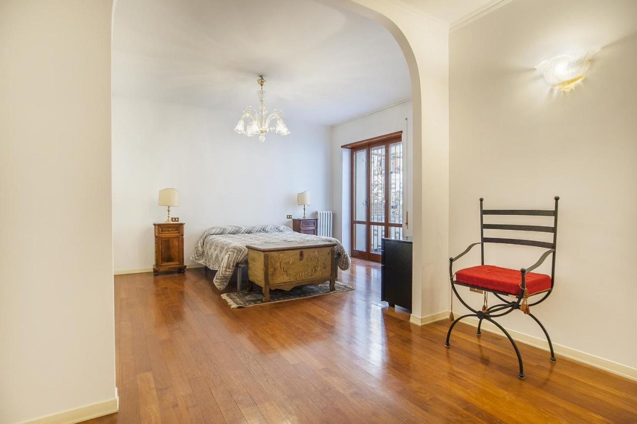 Eur Luminous And Large Family Terrace Apartment Rom Eksteriør billede