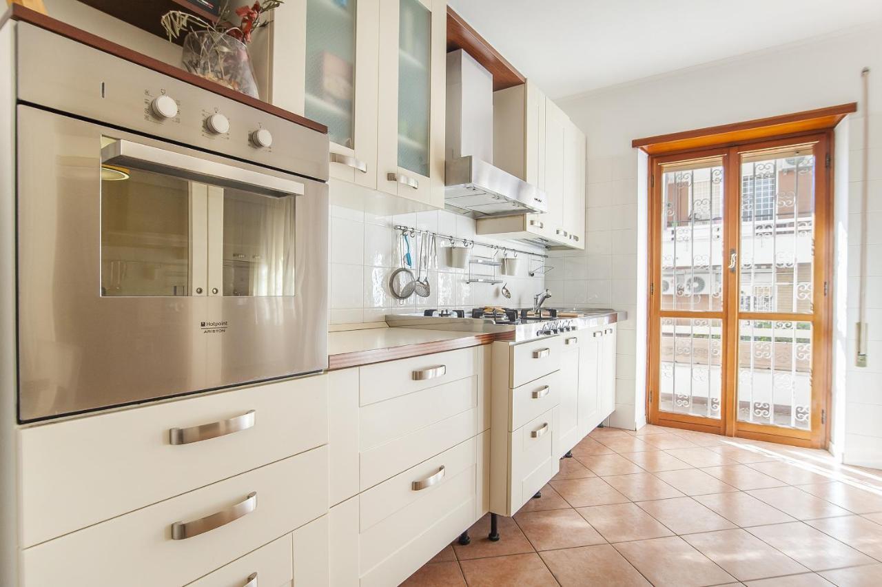 Eur Luminous And Large Family Terrace Apartment Rom Eksteriør billede